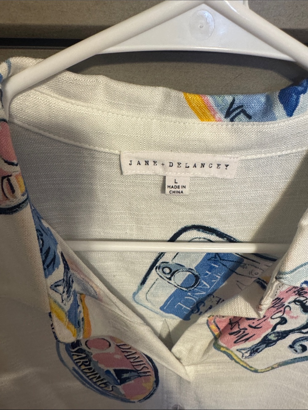 Jane and Delancey White Button-Up Top with Multicolor Print